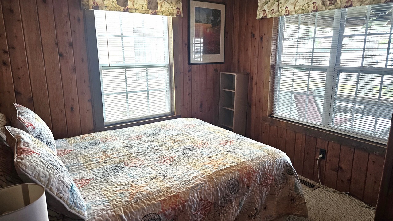 Photo of Bedroom in White Lake