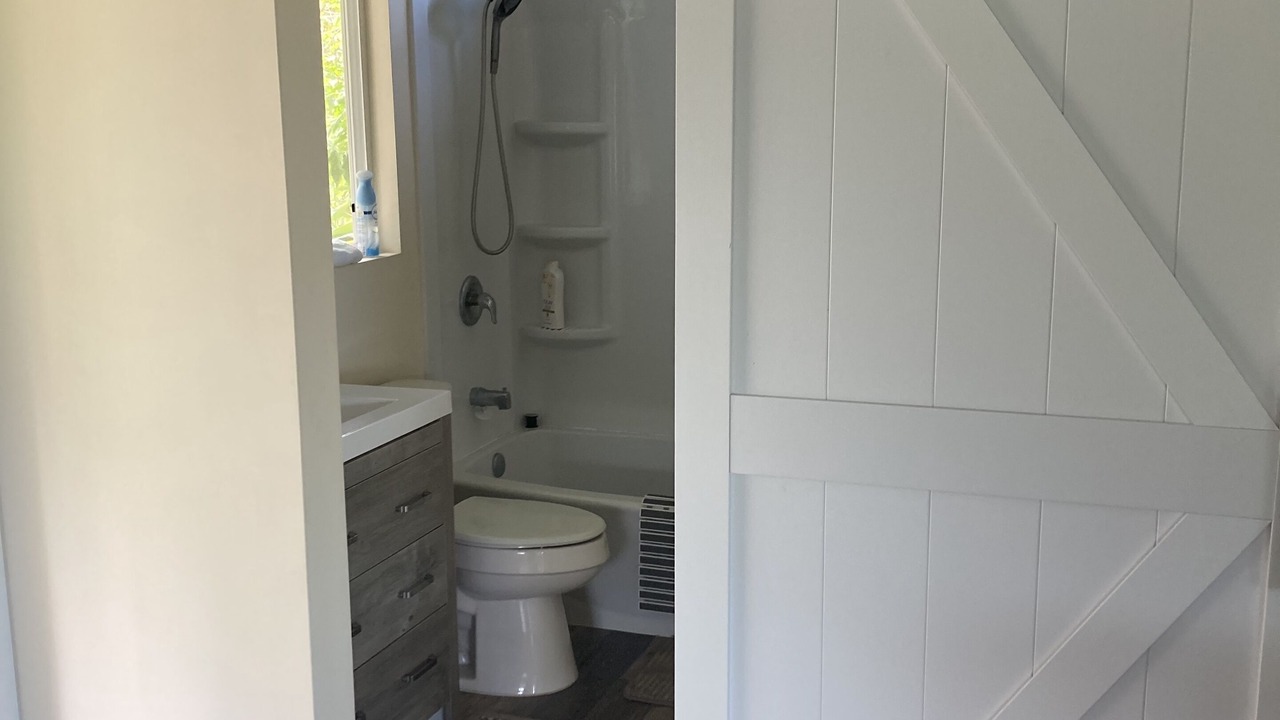 Photo of Bathroom in Captain Cook