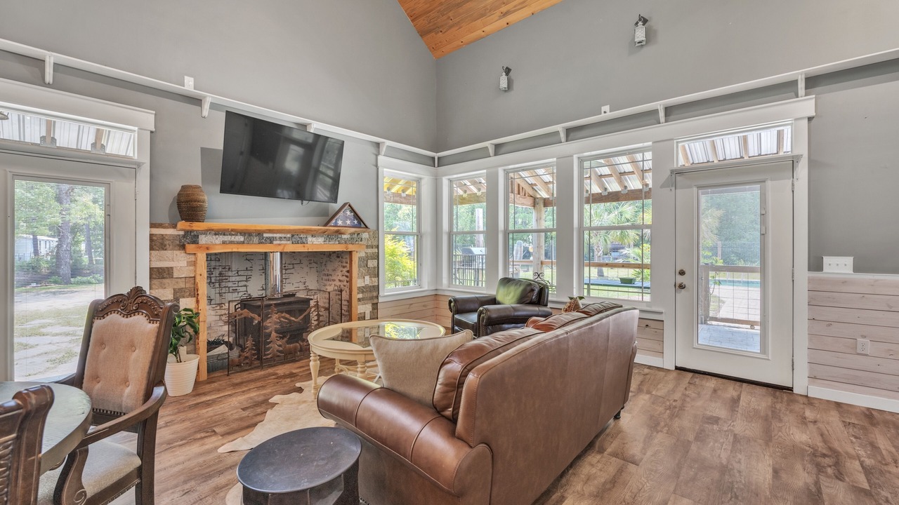 Photo of Bedroom in Longs