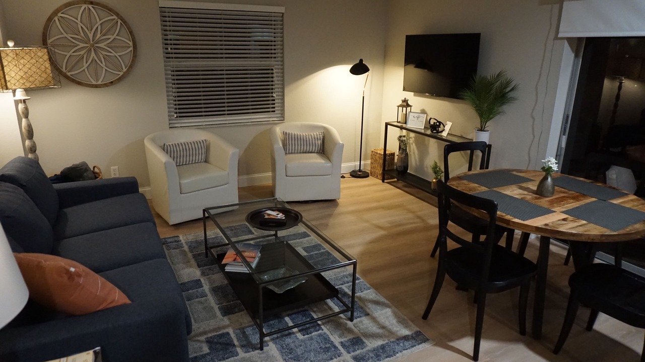 Photo of Livingroom in Anona