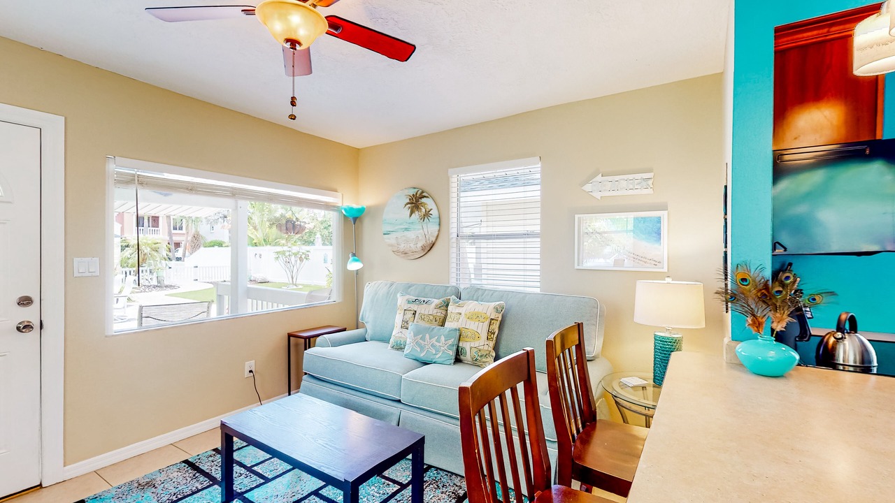 Photo of Livingroom in Sunset Beach