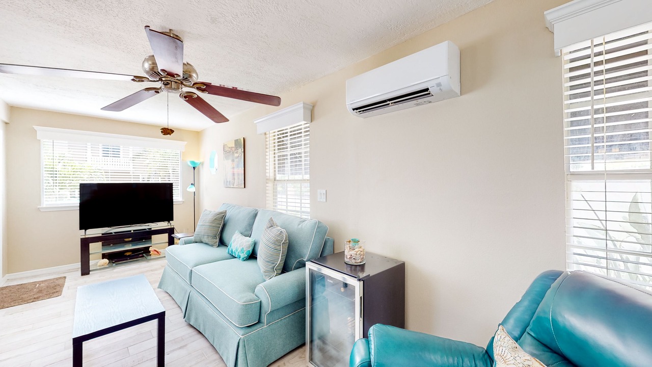 Photo of Livingroom in Sunset Beach