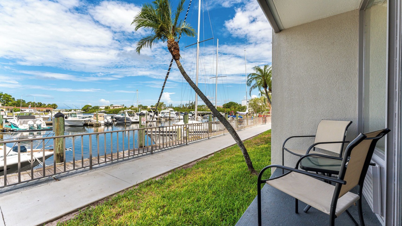Photo of Patio Balcony in Trailer Estates