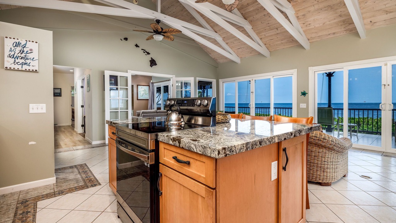 Photo of Kitchen in Kahaluu Bay