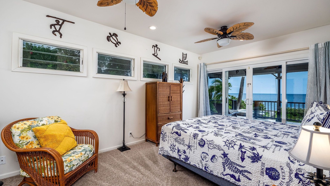 Photo of Bedroom in Kahaluu Bay