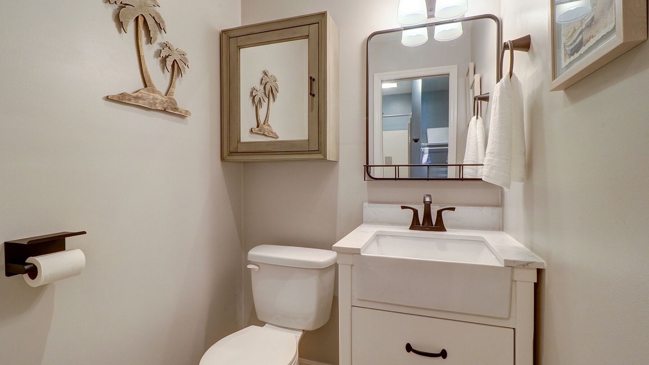 Photo of Bathroom in Largo