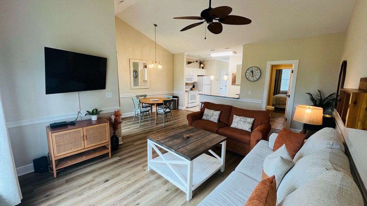 Photo of Livingroom in Central Myrtle Beach