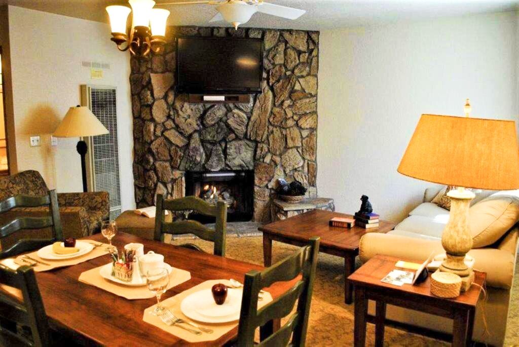 Photo of Bedroom in Big Bear Lake