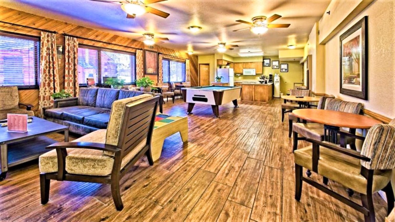 Photo of Bedroom in Big Bear Lake