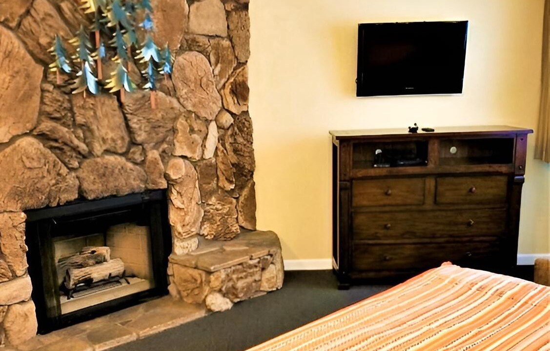 Photo of Livingroom in Big Bear Lake