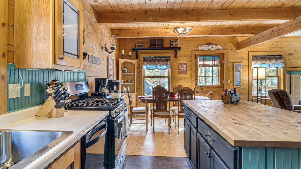Photo of Kitchen in Black Hawk