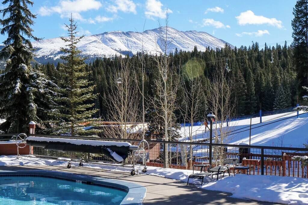 Photo of Outdoor in Peak 9