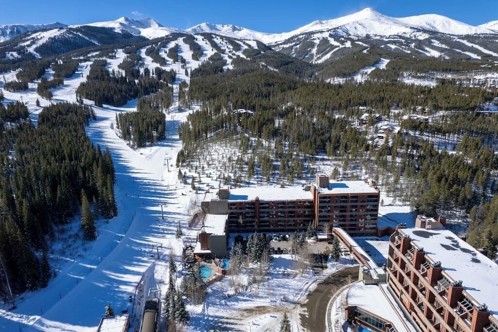 Photo of Outdoor in Peak 9