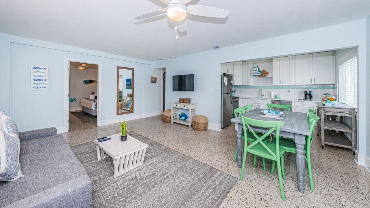 Photo of Livingroom in Sunset Beach