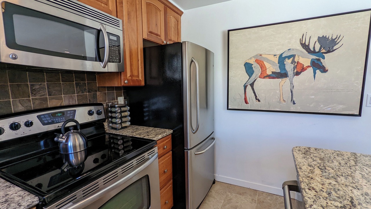 Photo of Kitchen in Peak 9