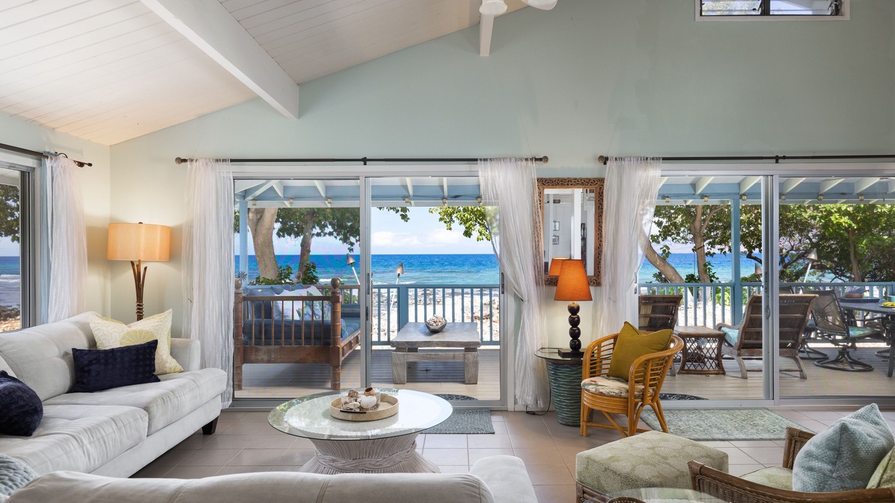Photo of Livingroom in Kamuela