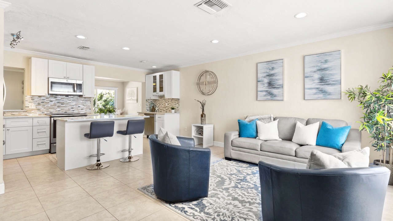 Photo of Livingroom in Seminole