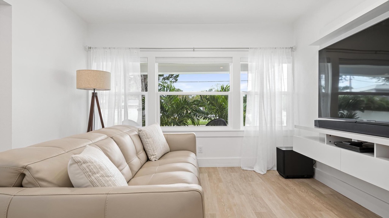Photo of Livingroom in Arlington Park