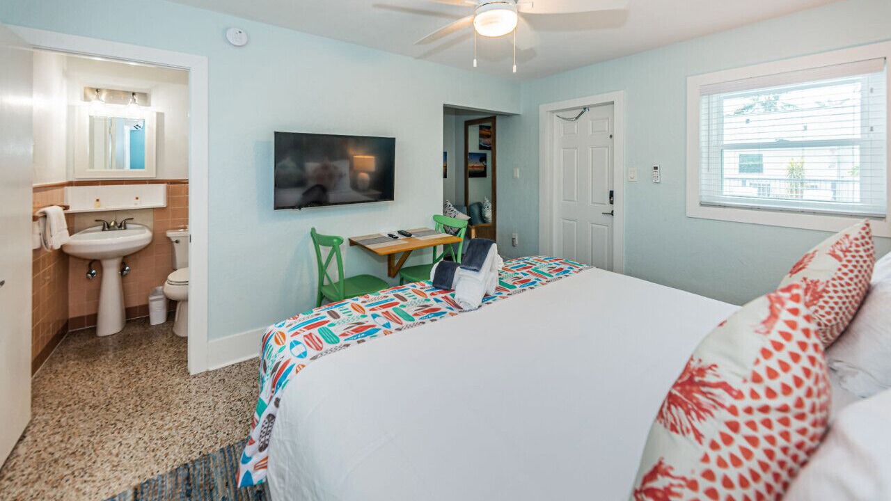 Photo of Bedroom in Sunset Beach