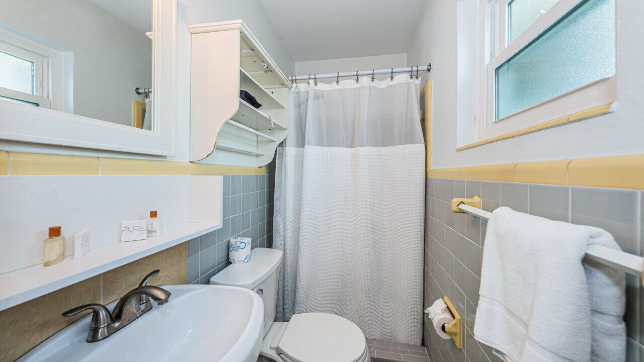 Photo of Bathroom in Sunset Beach