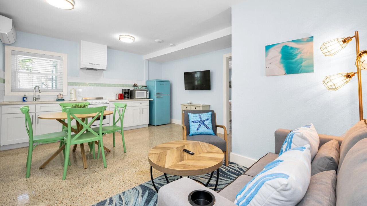 Photo of Livingroom in Sunset Beach