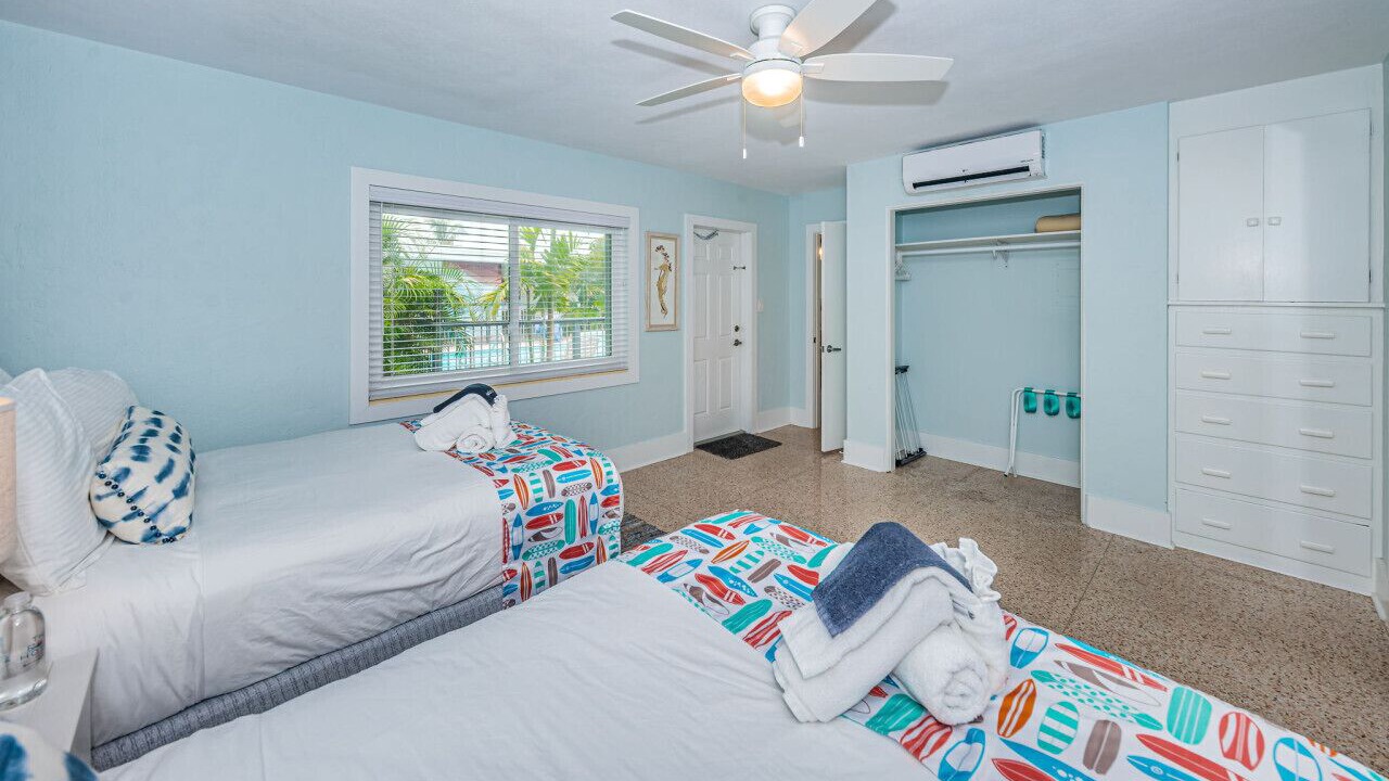 Photo of Bedroom in Sunset Beach