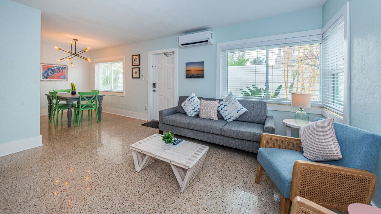 Photo of Livingroom in Sunset Beach