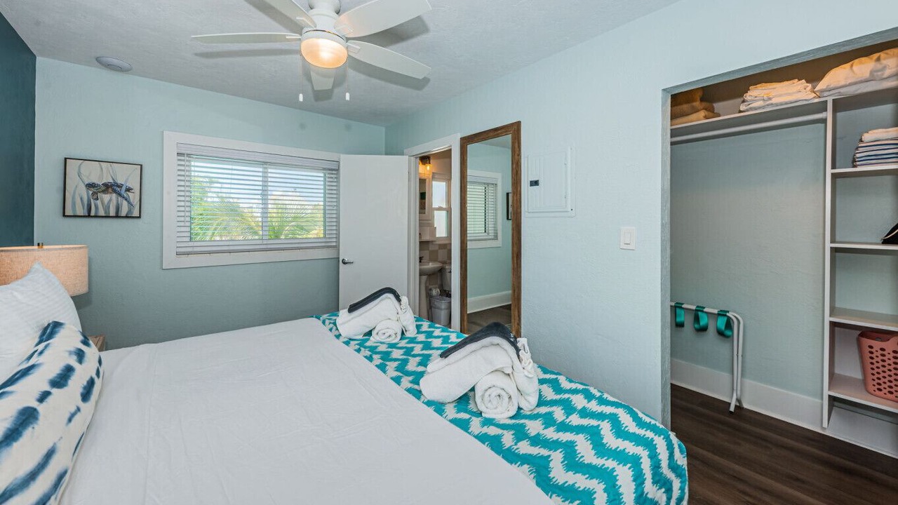 Photo of Bedroom in Sunset Beach