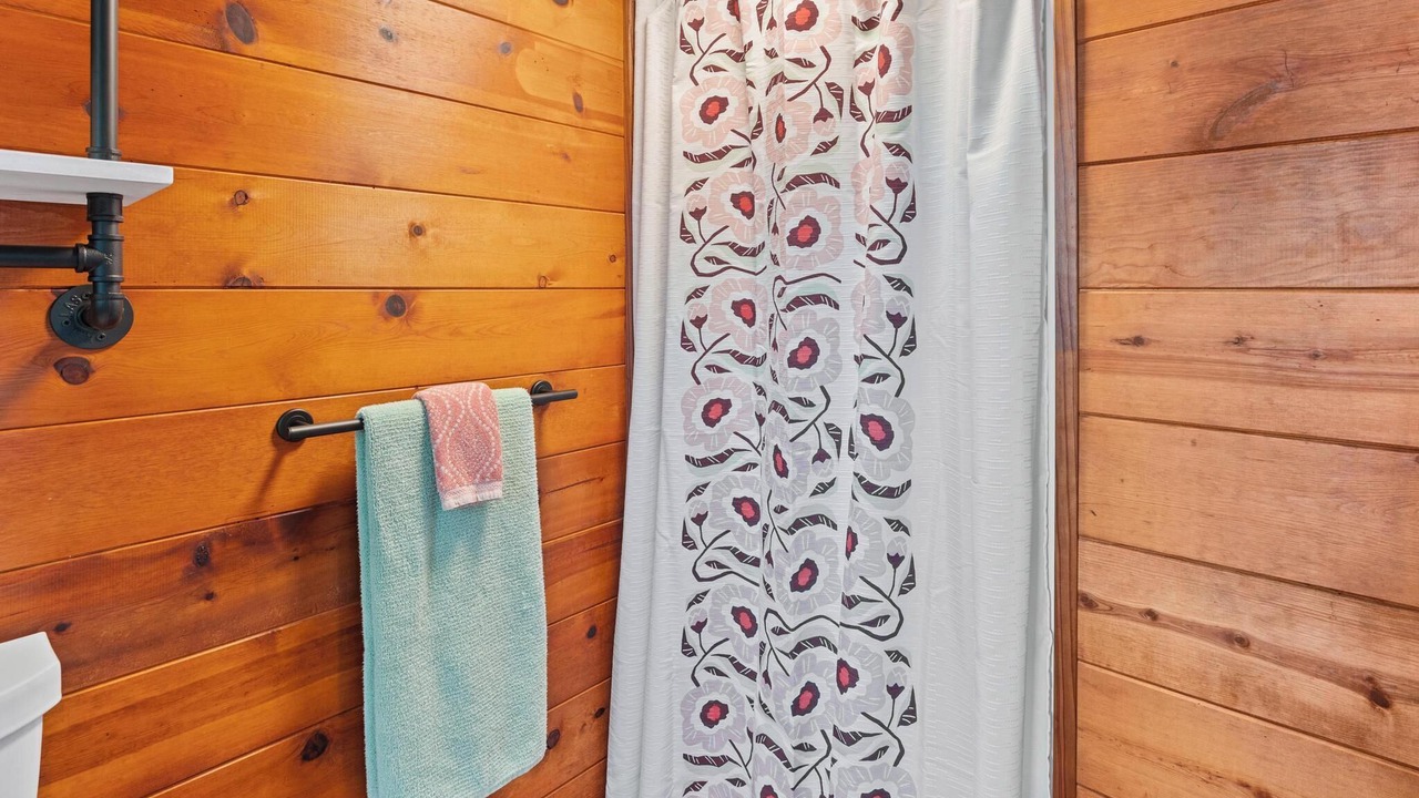 Photo of Bathroom in Holualoa