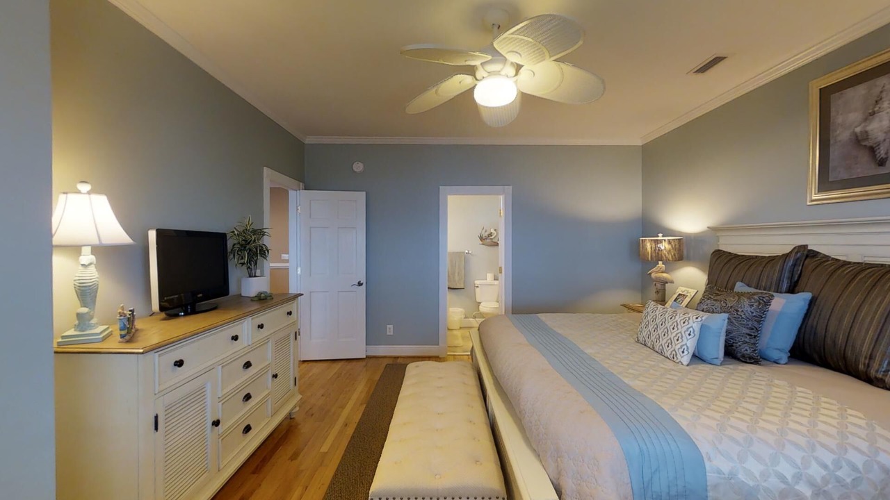 Photo of Bedroom in Cherry Grove Beach