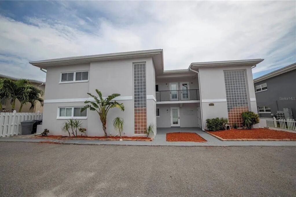 Photo of Outdoor in Capri Isle