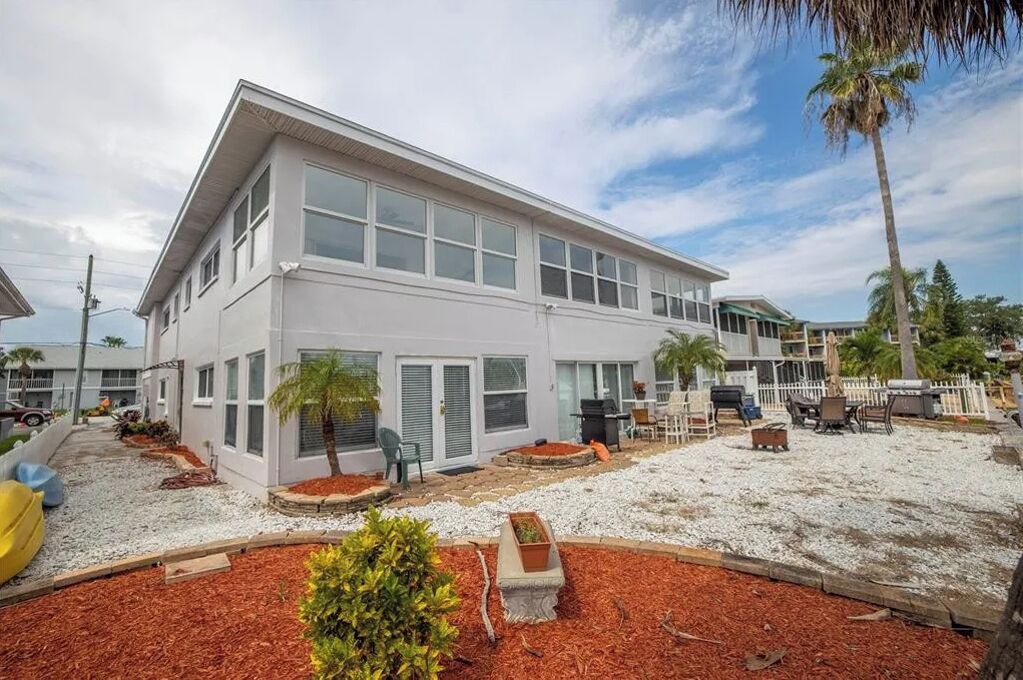 Photo of Outdoor in Capri Isle