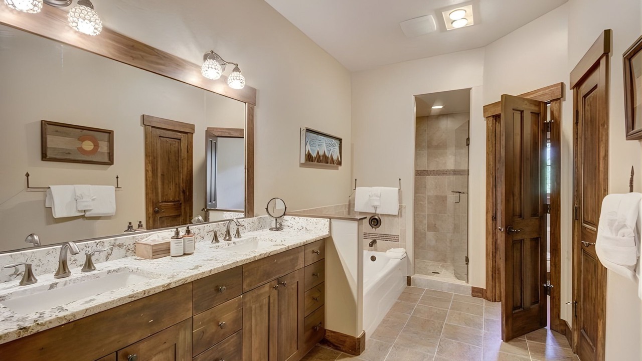 Photo of Bathroom in Christie Heights