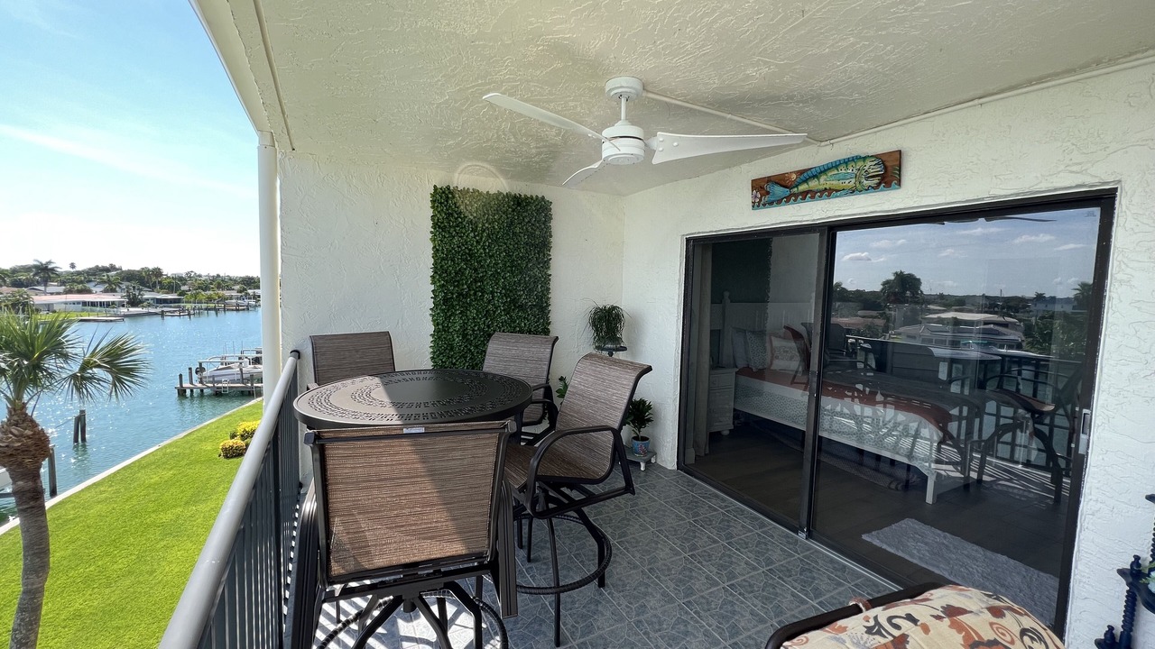 Photo of Outdoor in Capri Isle