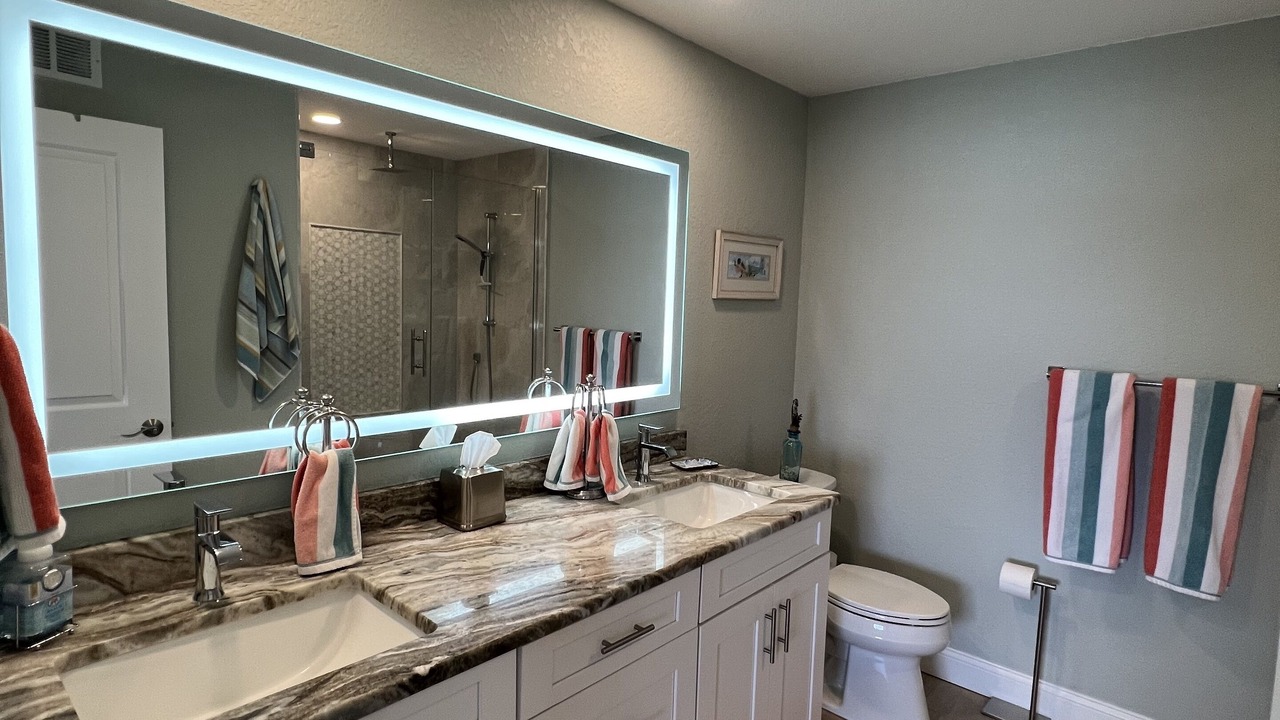 Photo of Bathroom in Capri Isle