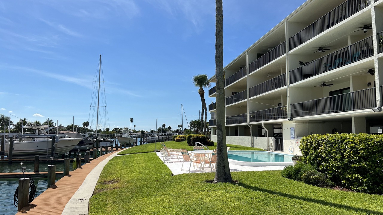 Photo of Outdoor in Capri Isle
