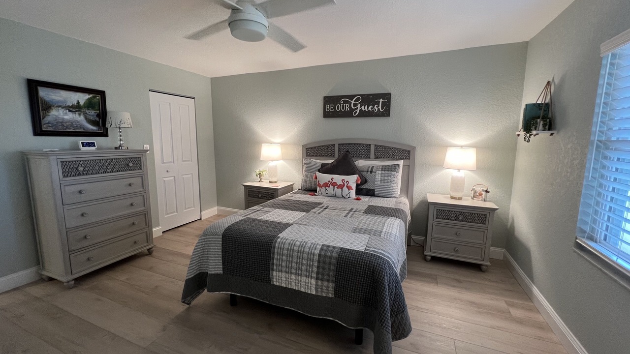 Photo of Bedroom in Capri Isle