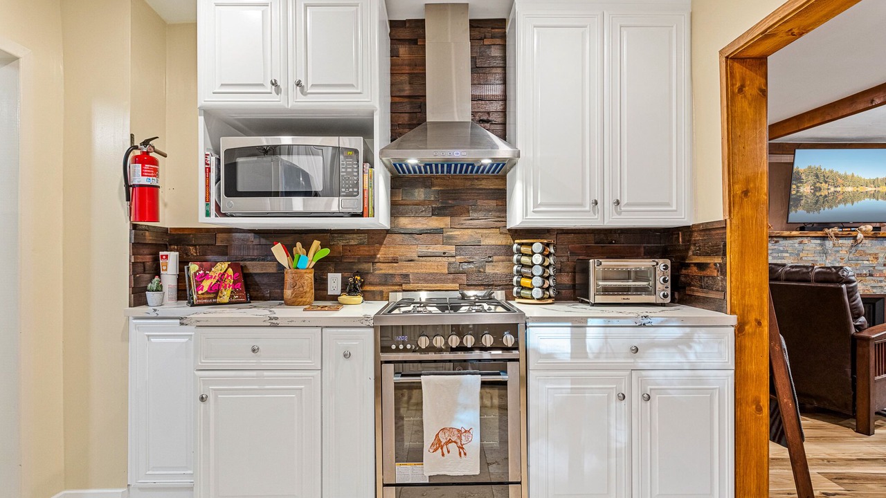 Photo of Kitchen in Crestline