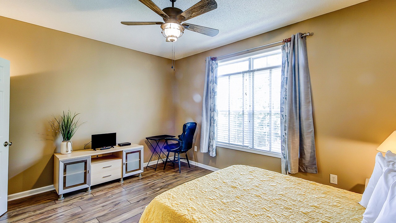 Photo of Bedroom in Little River