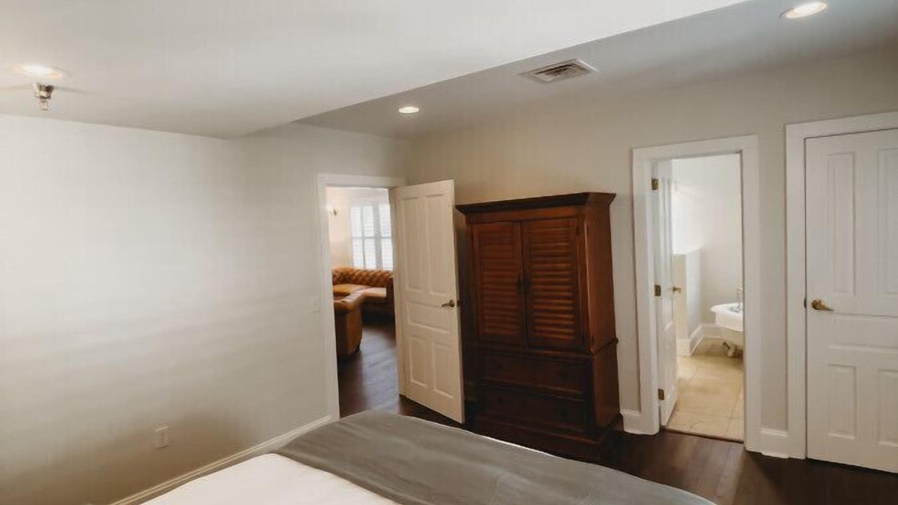 Photo of Bedroom in Downtown