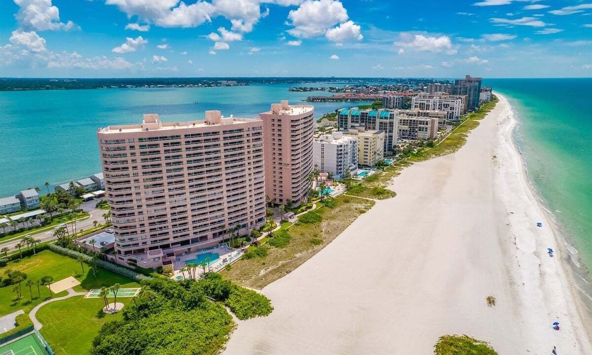 Photo of Others in Sand Key