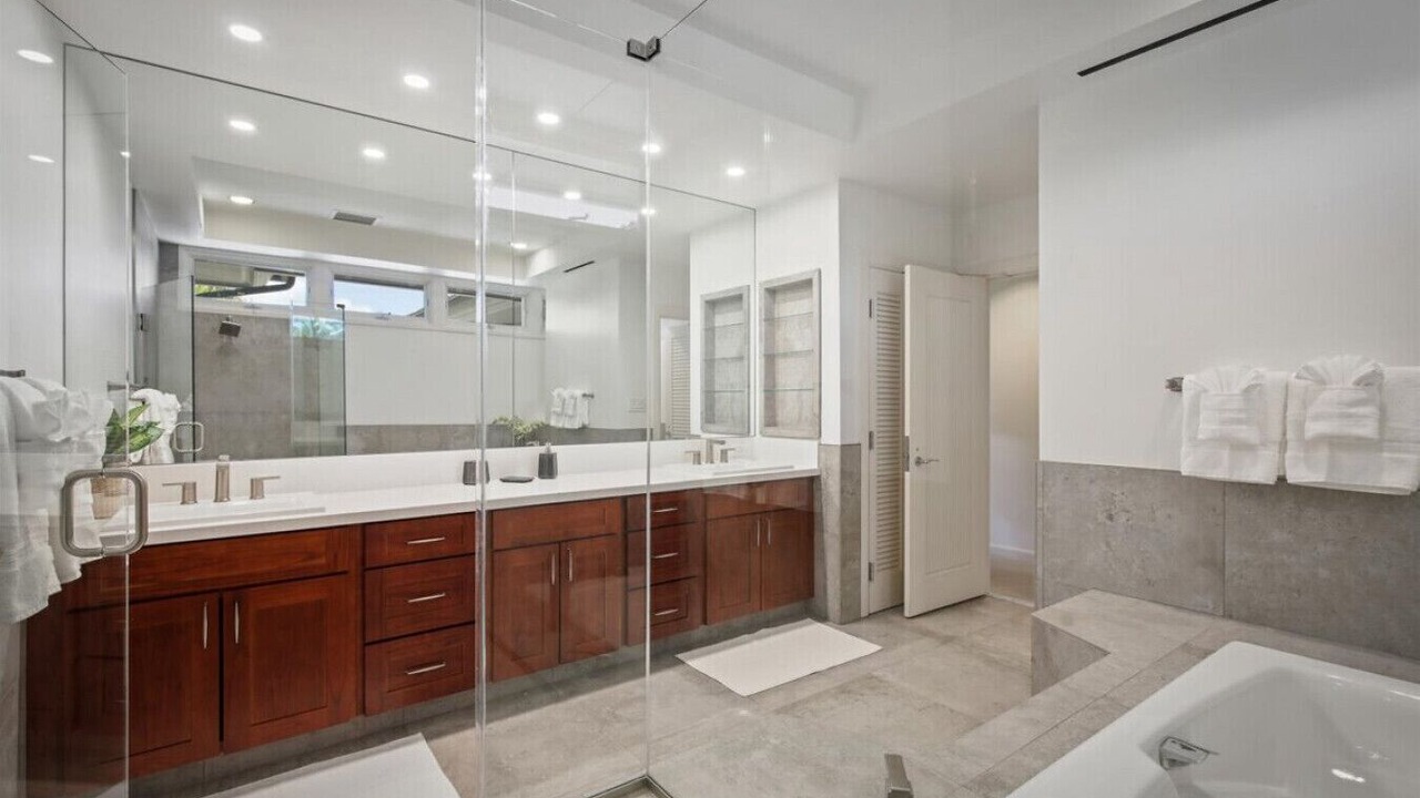 Photo of Bathroom in Kamuela