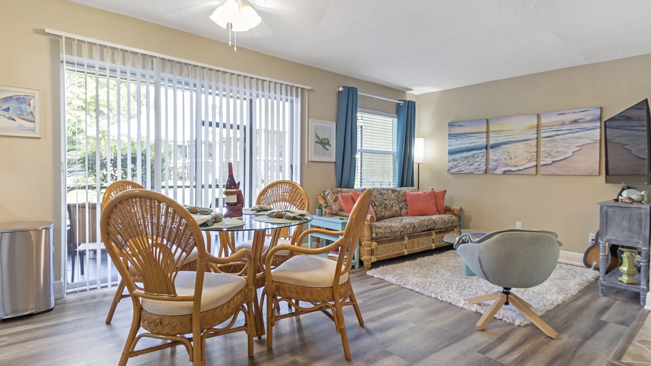 Photo of Livingroom in Anona