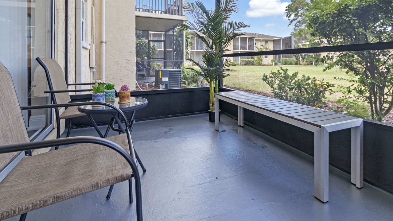 Photo of Patio Balcony in Anona