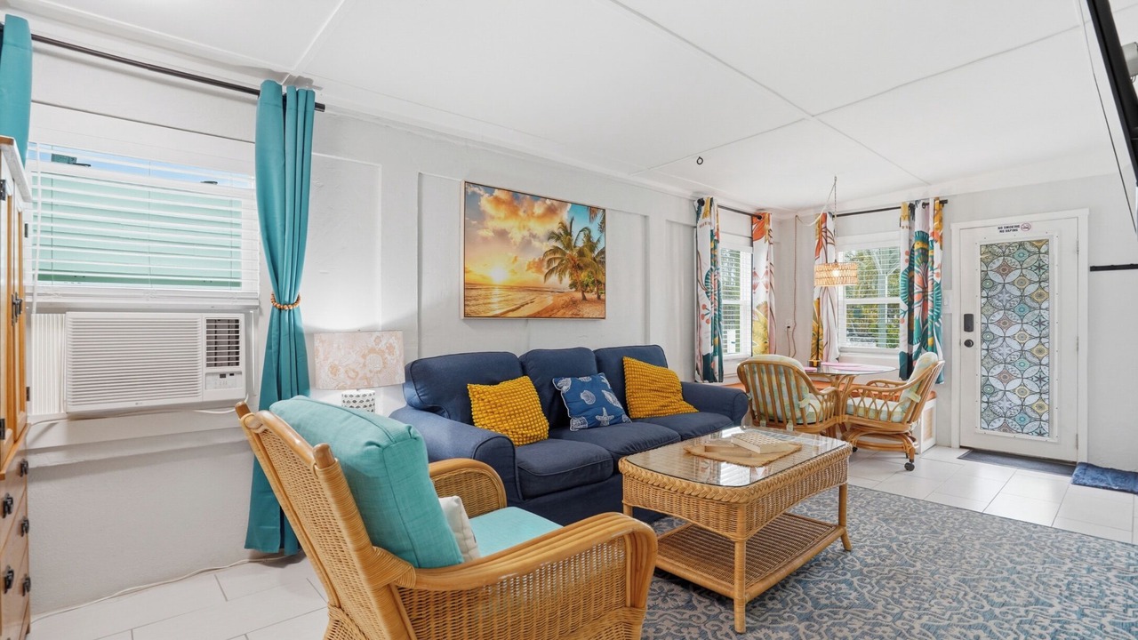Photo of Livingroom in Sunset Beach
