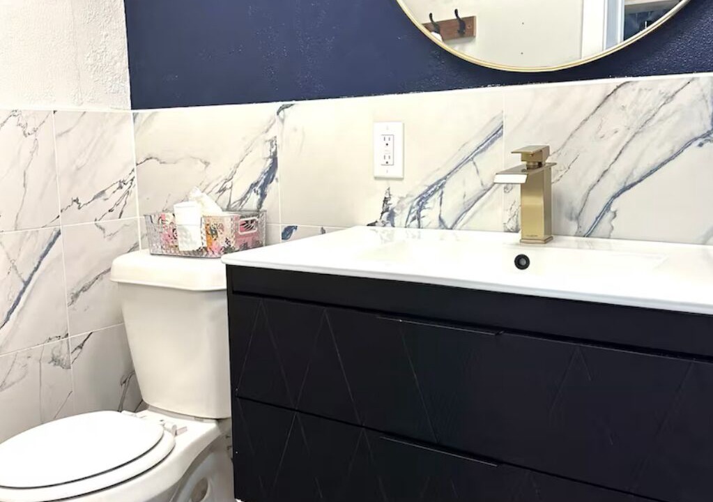 Photo of Bathroom in Sunset Beach