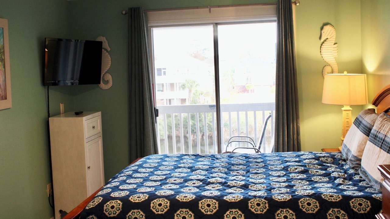 Photo of Patio Balcony in Carolina Yacht Landing