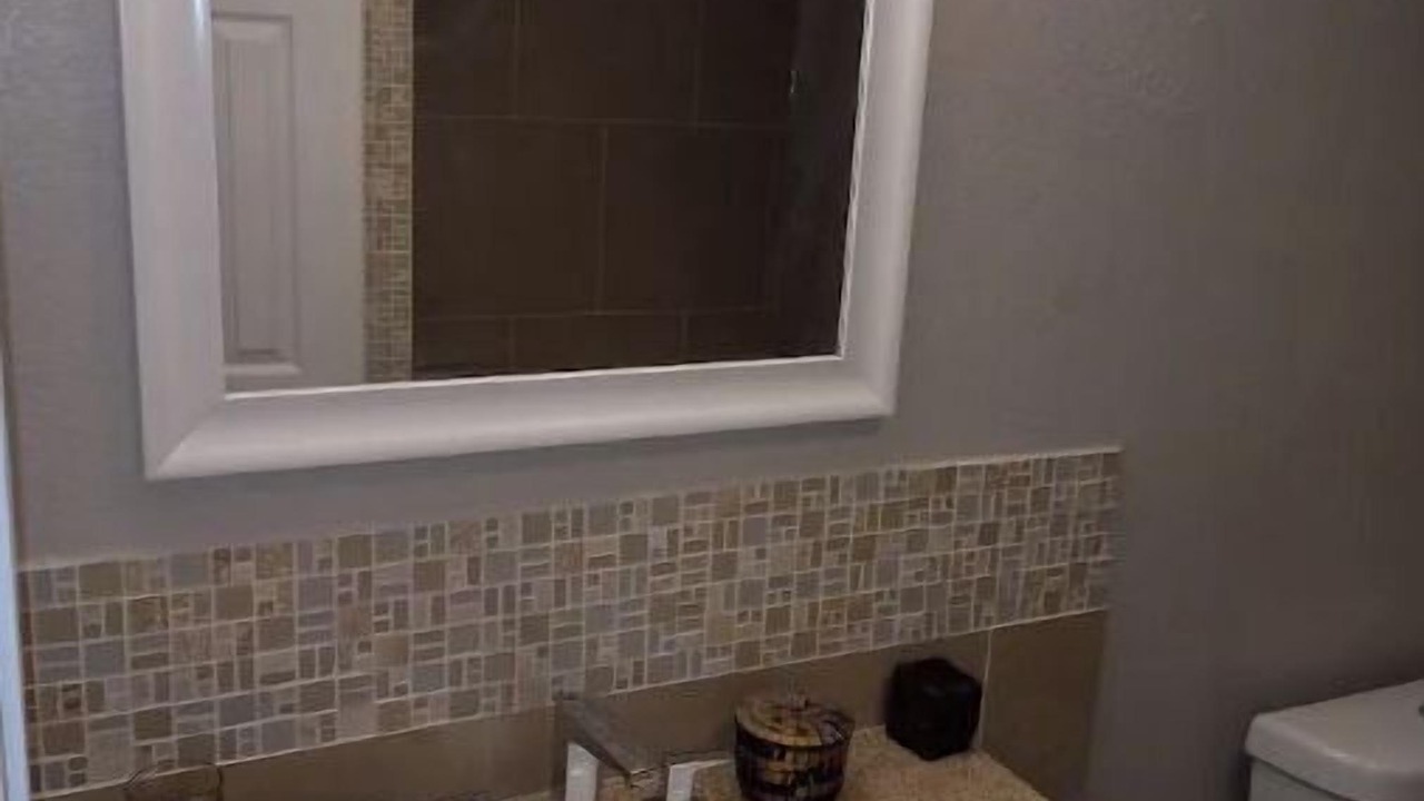 Photo of Bathroom in Anona