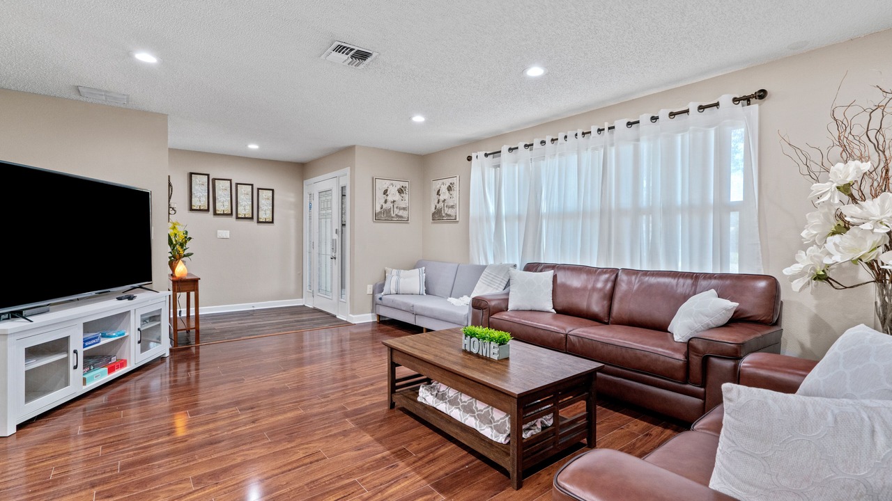 Photo of Livingroom in Walsingham