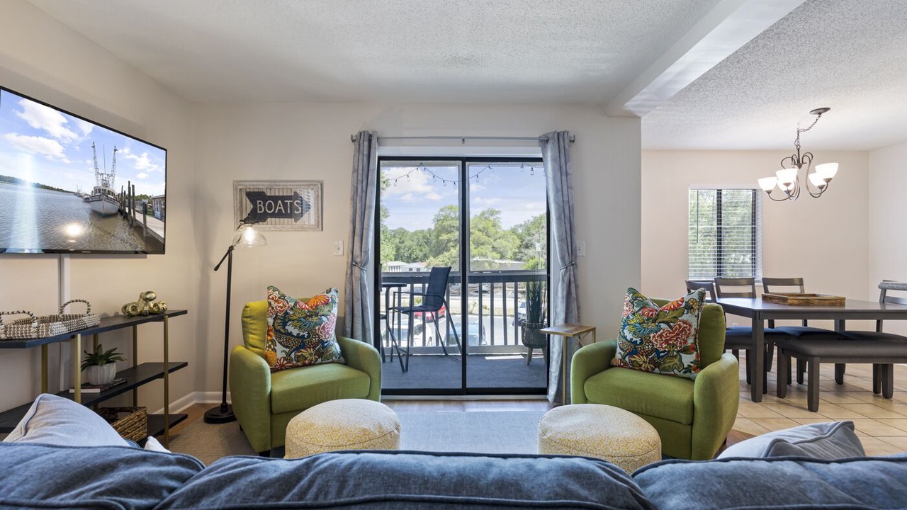 Photo of Livingroom in Calabash